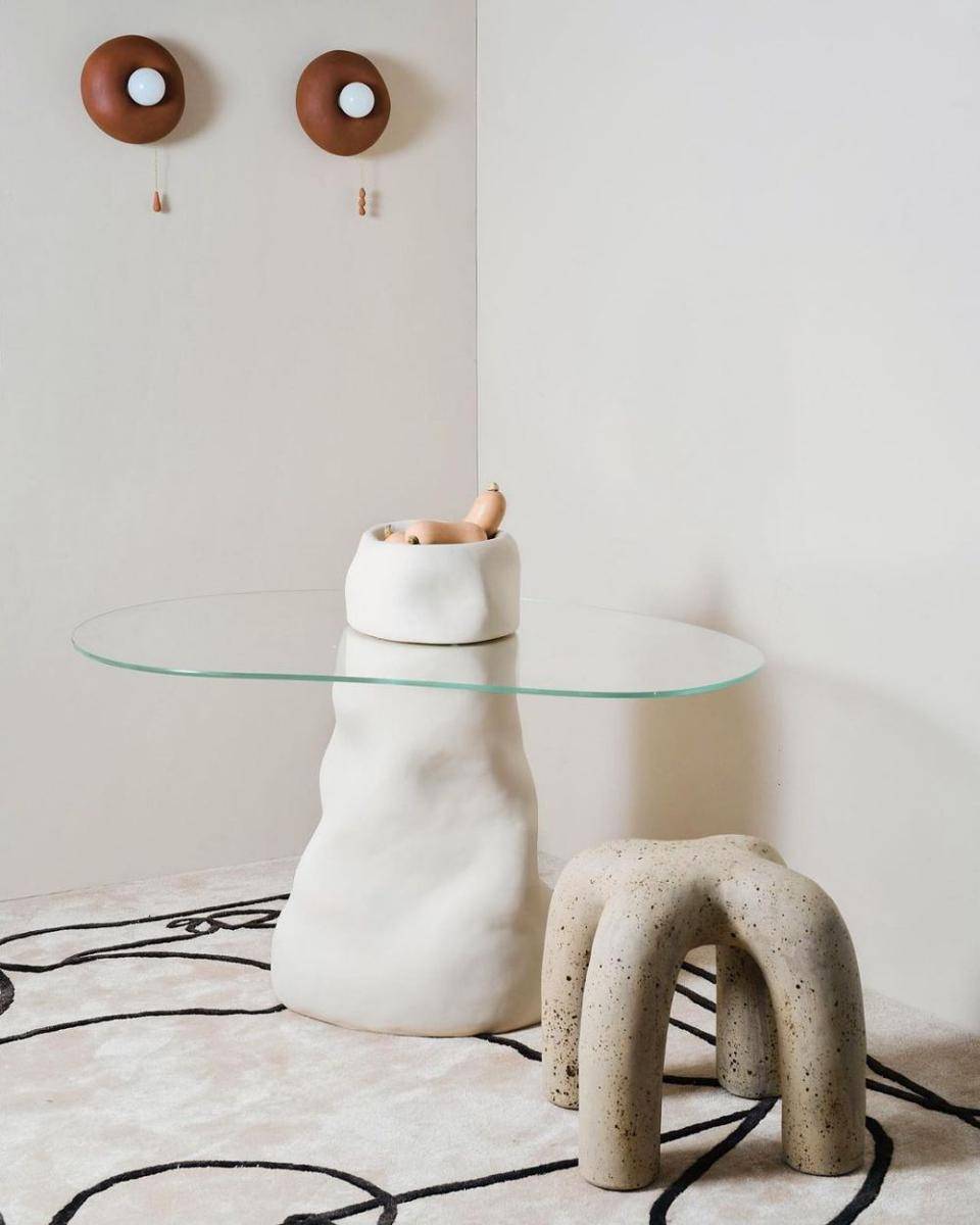 ilustrasi Stitch Stool (instagram.com/enyleeparker)