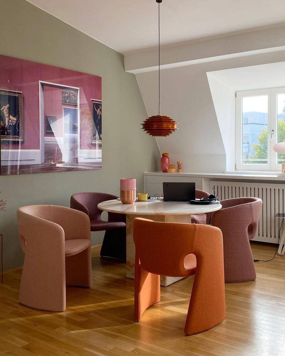 ilustrasi Celeste armchair (instagram.com/fedesfotos)
