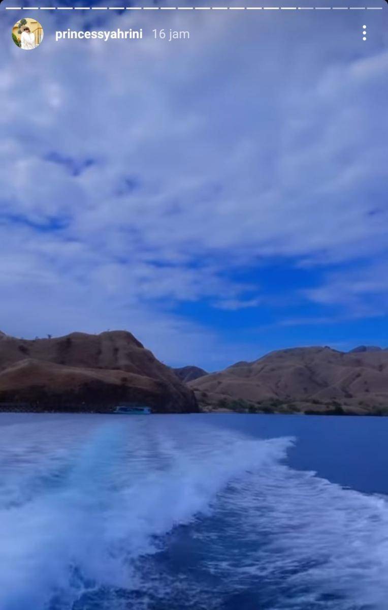 pesona alam Labuan Bajo (instagram.com/princessyahrini)