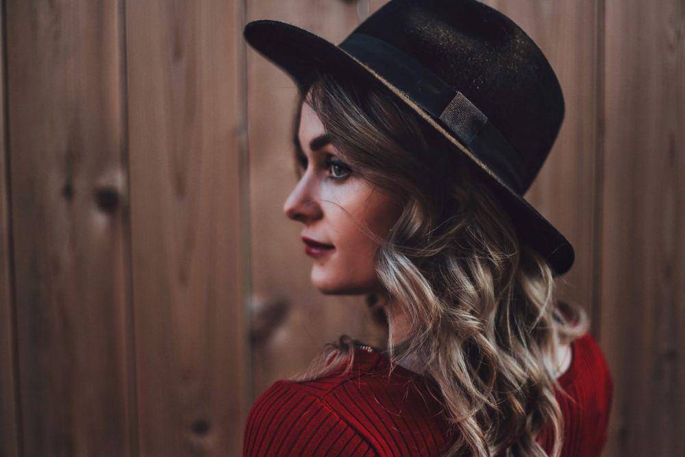ilustrasi menatap lurus (unsplash.com/Jezebel Rose)