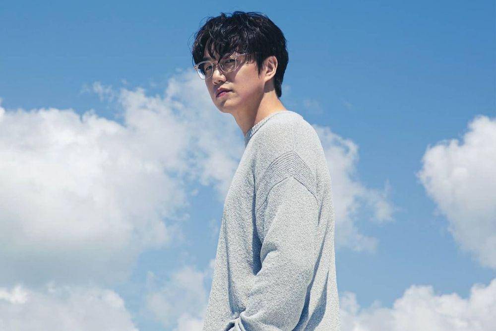 Sung Si Kyung (instagram.com/mayersung)