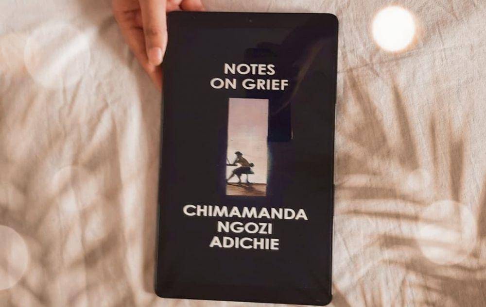 Buku non-fiksi ringan (instagram.com/prettypaperback)