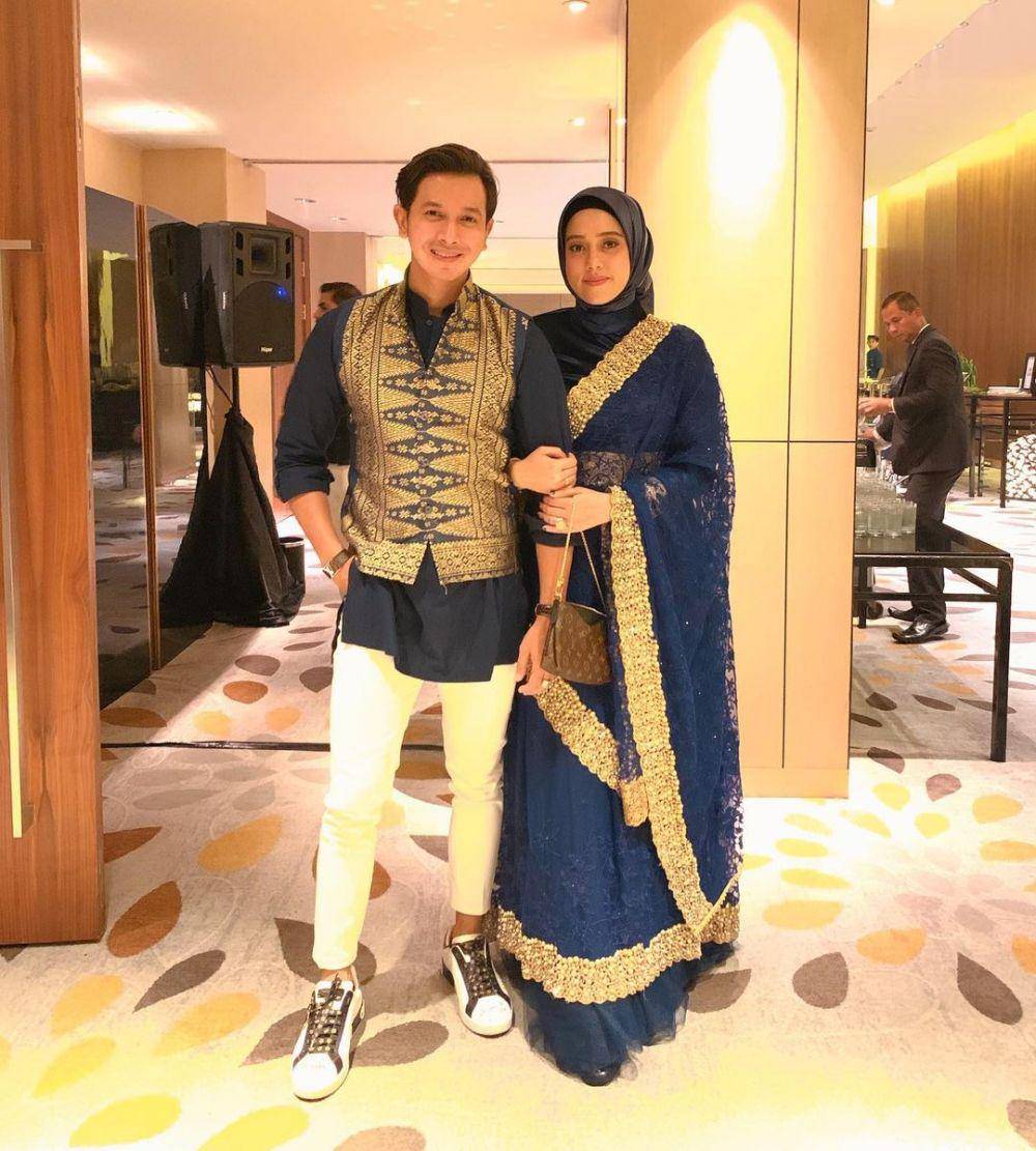 Fairuz A. Rafiq dan suami (instagram.com/fairuzarafiq)