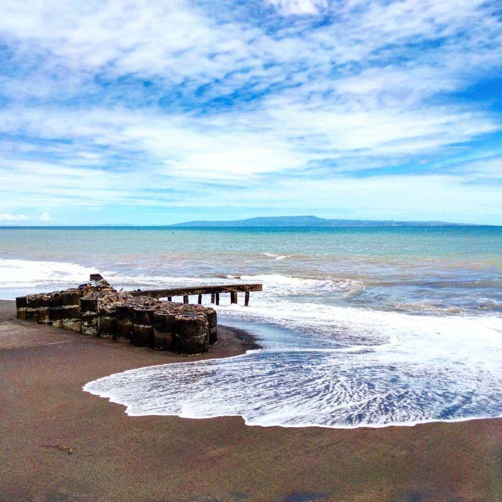 Pantai Siyut (instagram.com/widyantarawayan)
