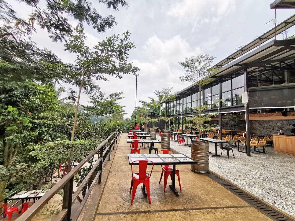 Bree Coffee & Kitchen (instagram.com/laachicha)