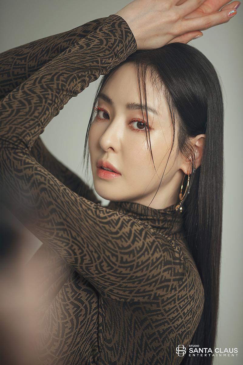 Lee Da Hee (post.naver.com/Studio Santa Claus Entertainment)