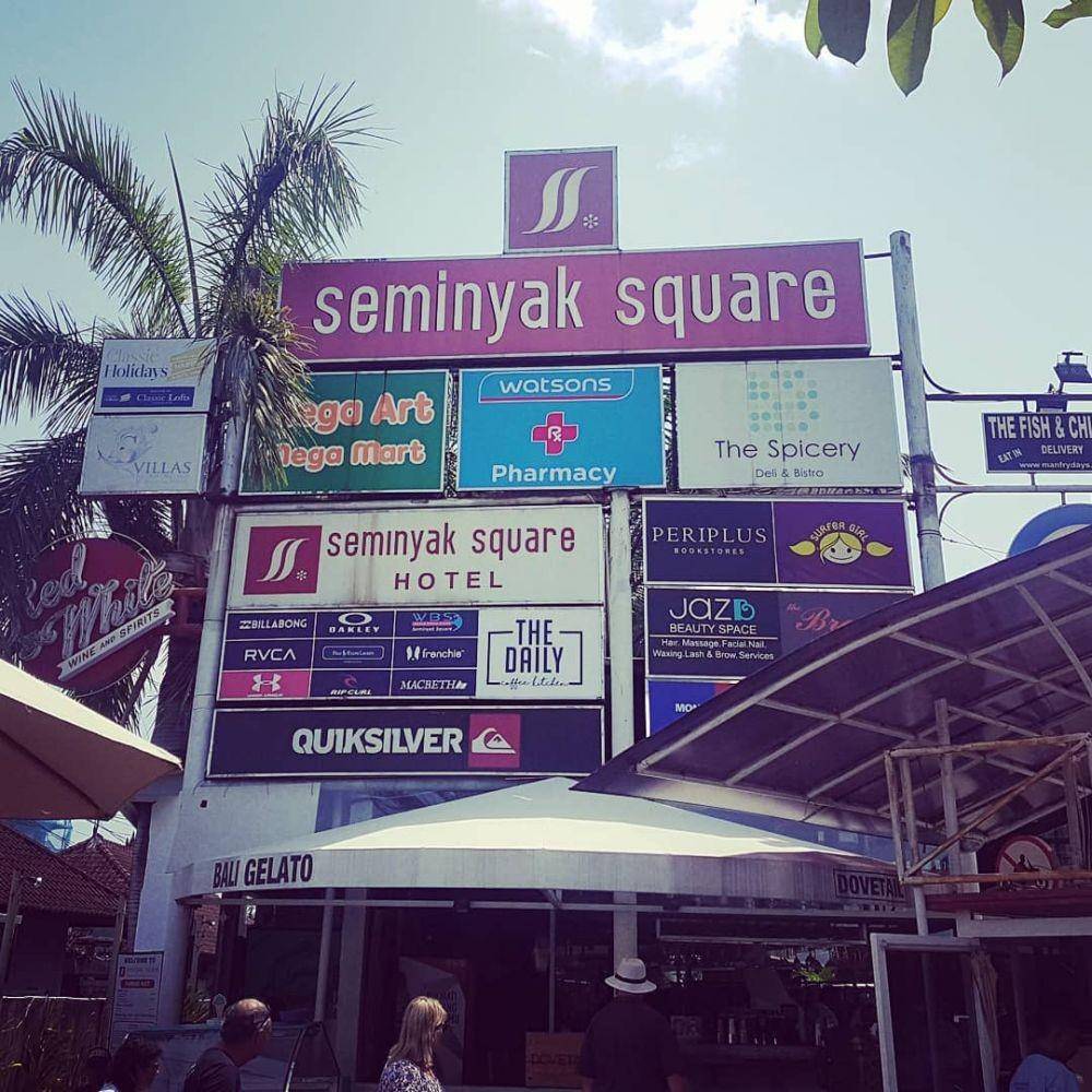 Seminyak Square, Bali (instagram.com/dani5elle)