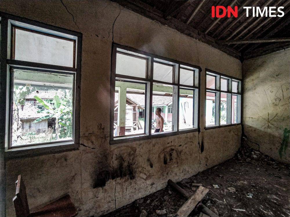 Warga Kampung Lembursawah, Desa Sukaresmi, Kecamatan Rongga, Kabupaten Bandung Barat. (IDN Times/Bagus F)