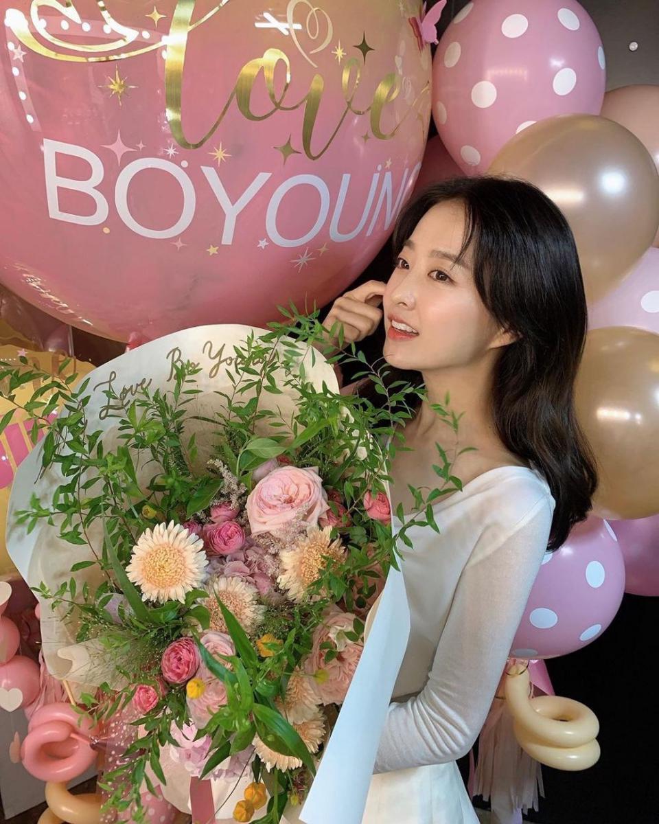 Park Bo Young (instagram.com/boyoung0212_official)