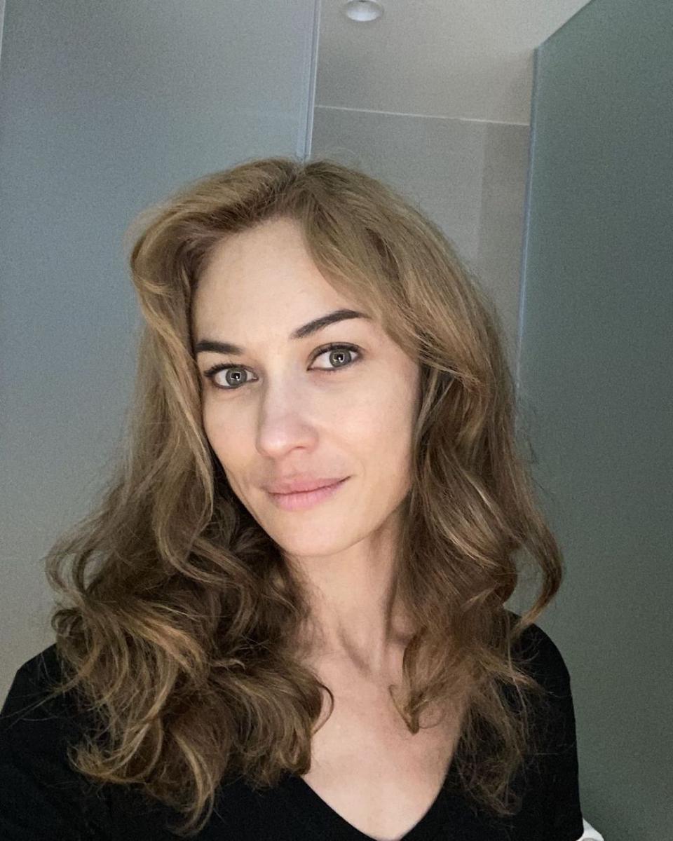 Olga Kurylenko (instagram.com/olgakurylenkoofficial)