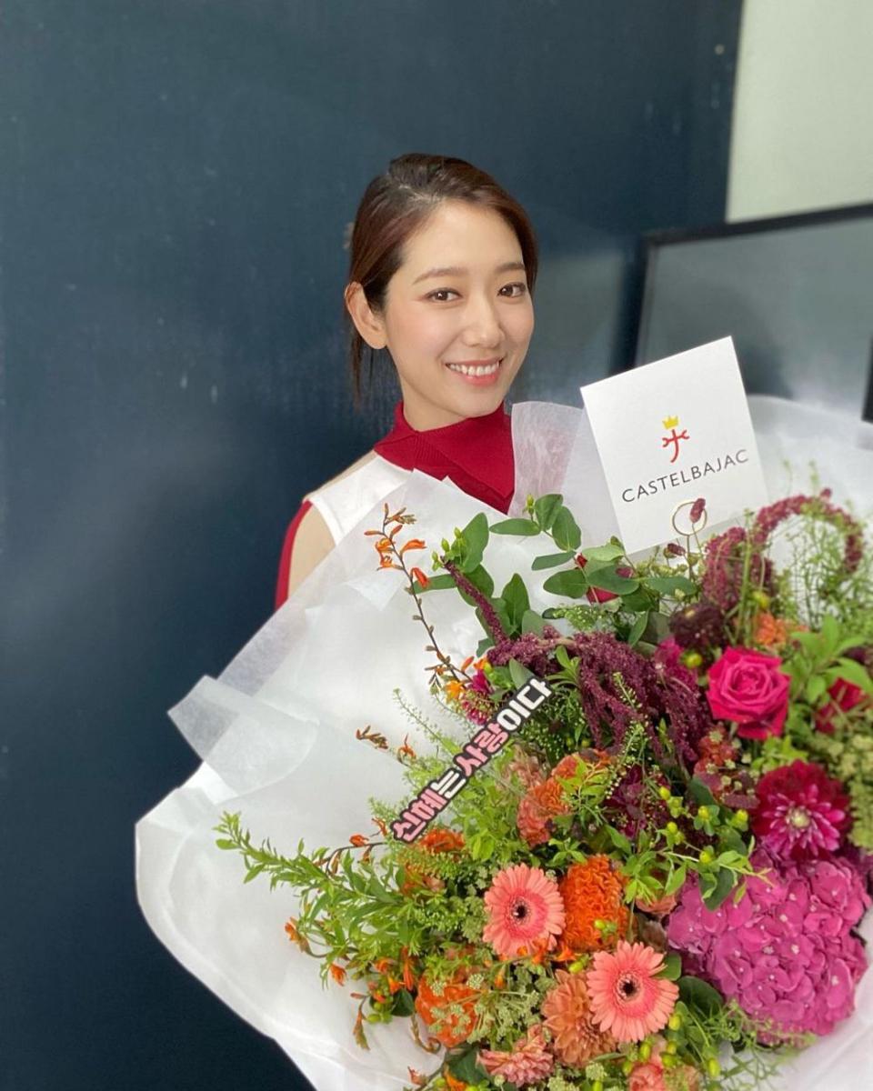 Park Shin Hye (instagram.com/ssinz7)