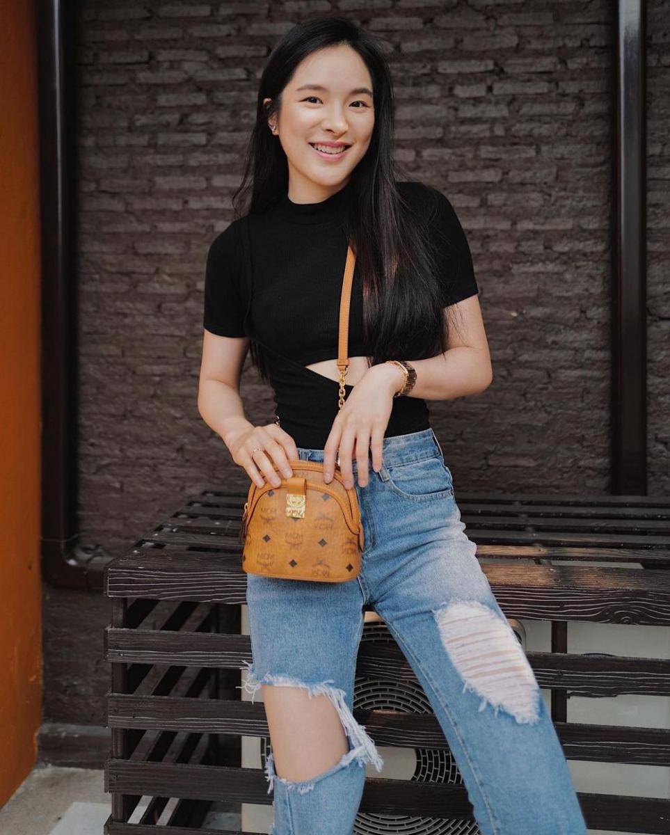Celana jeans ala Punpun Sutatta (instagram.com/punpun_sutatta)