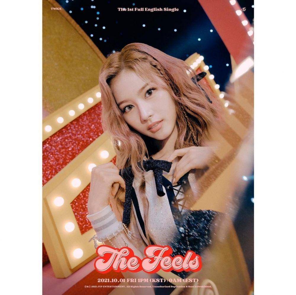 Sana TWICE (instagram.com/twicetagram)