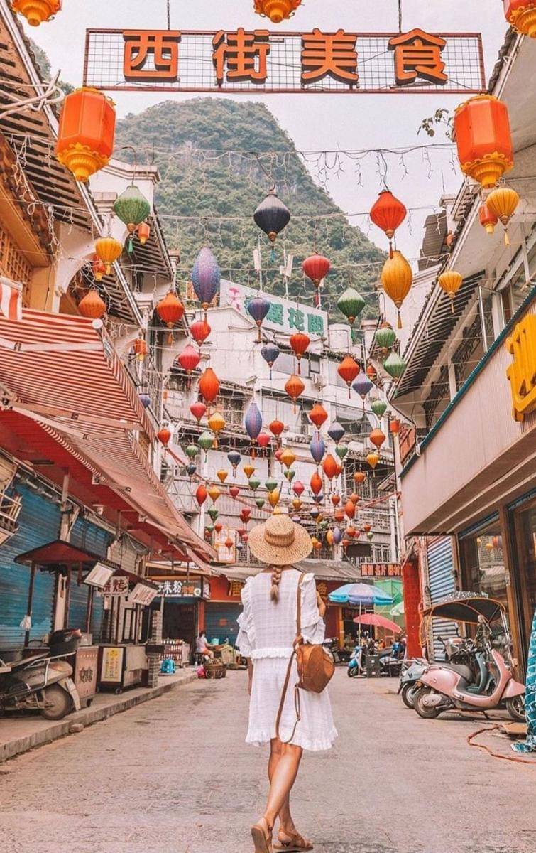 West Street, Yangshuo (instagram.com/topasiaphotos)