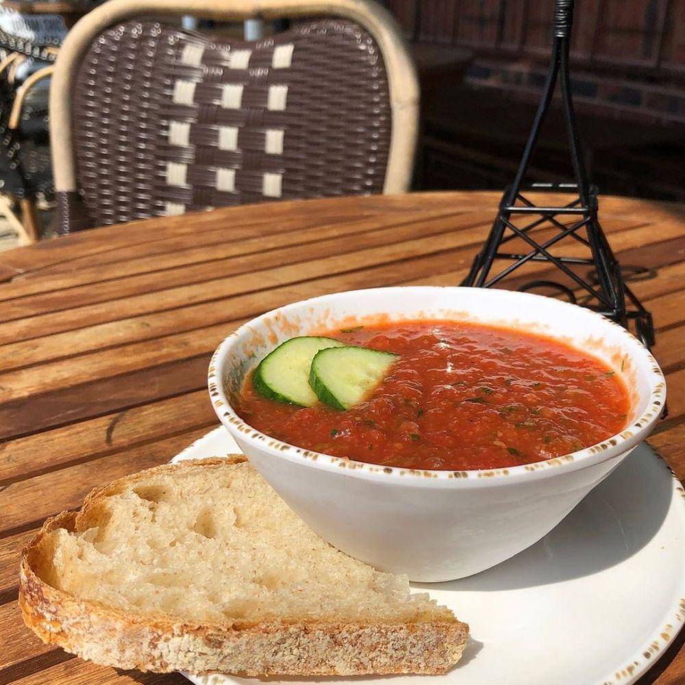 gazpacho (instagram.com/lafarmbakery)