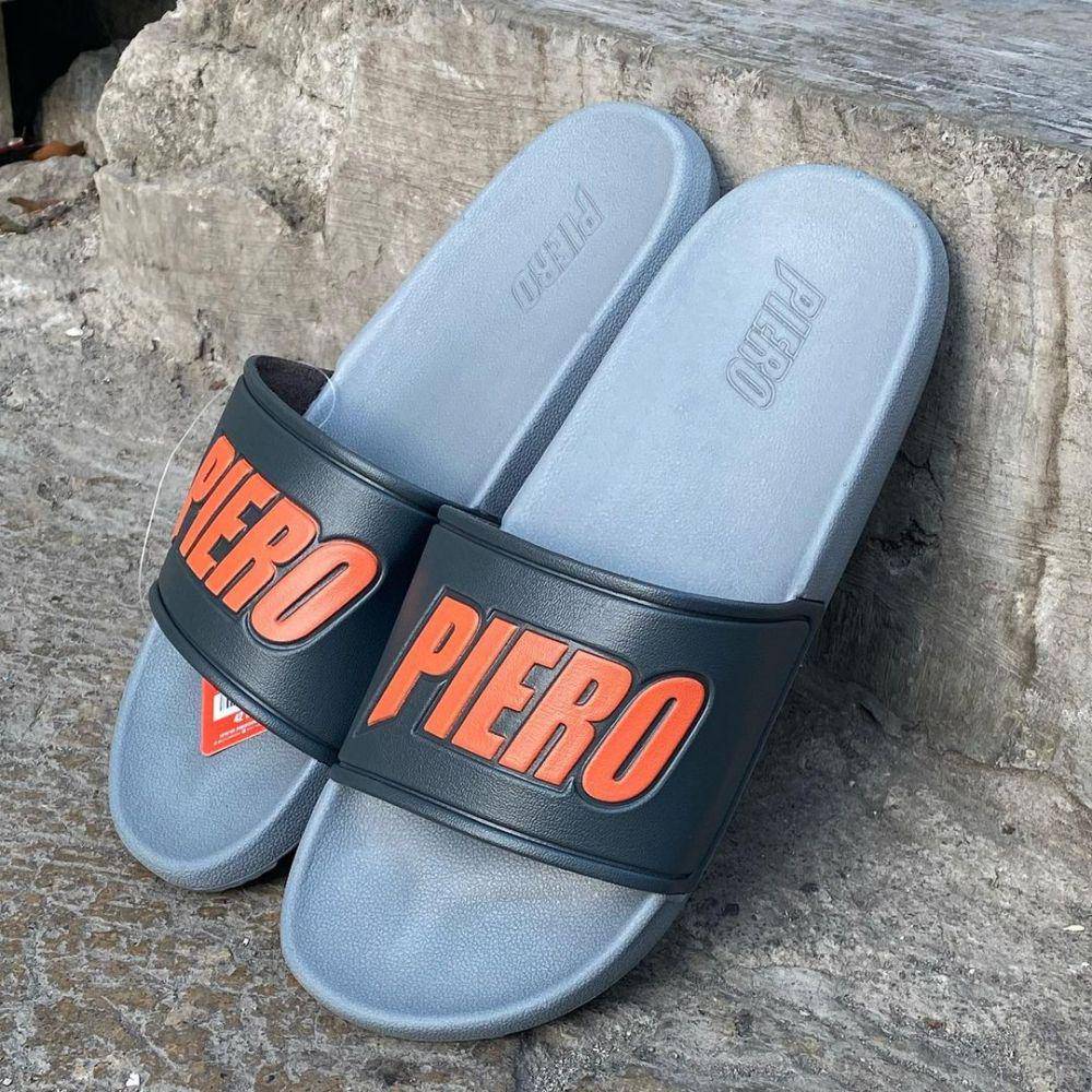 ilustrasi sandal slip on pria merek lokal. (instagram.com/arfsportd.id)