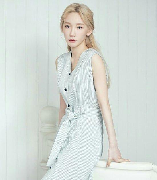 Dress ala Taeyeon SNSD (instagram.com/taeyeon_0989)