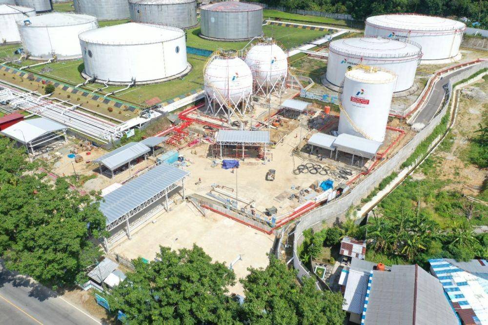 Terminal LPG di Wayame, Ambon Provinsi Maluku dengan kapasitas total 2.000 Matrik Ton (MT). (Dok. Pertamina)