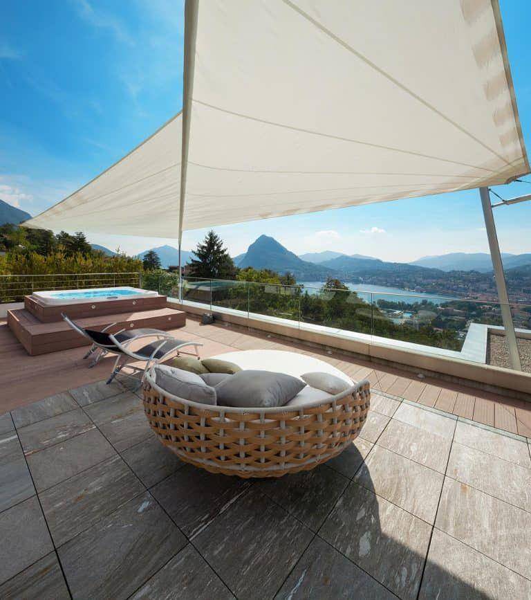 ilustrasi jacuzzi outdoor (homedecorbliss.com)