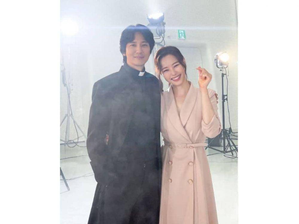 Kim Nam Gil dan Lee Honey di balik layar One the Woman (instagram.com/honey_lee32)