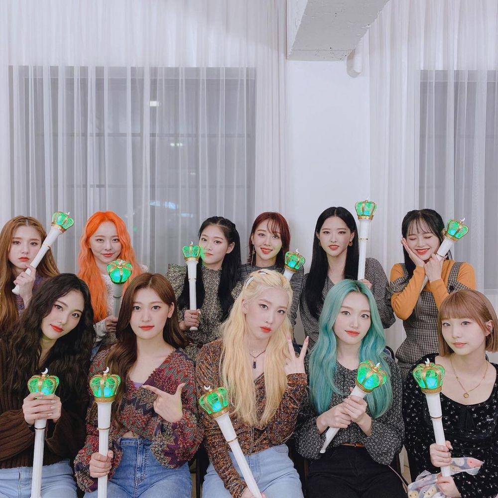 LOONA (instagram.com/loonatheworld)