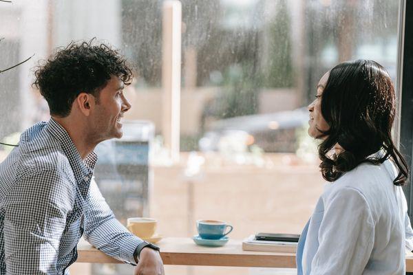 20 Aplikasi Mencari Teman Luar Negeri Gratis dan Aman