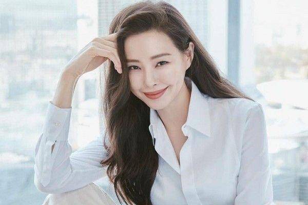 Lee Honey (instagram.com/honey_lee32)