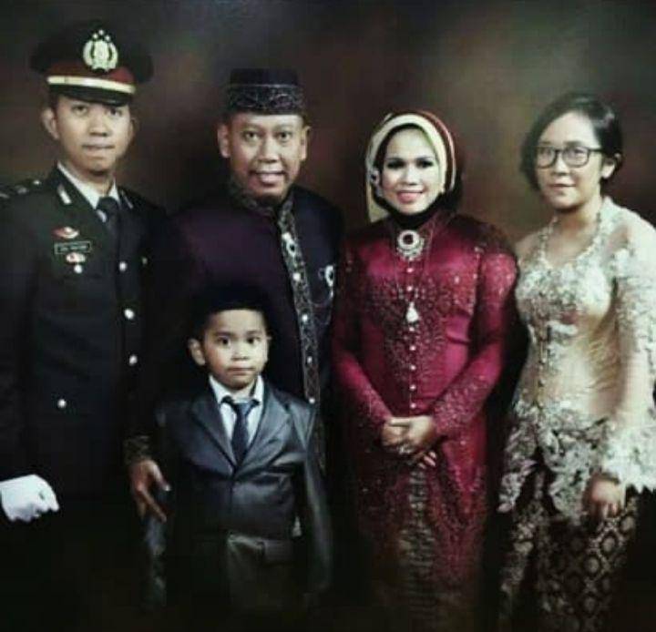 Keluarga Tukul Arwana (instagram.com/tukul.arwanaofficial)