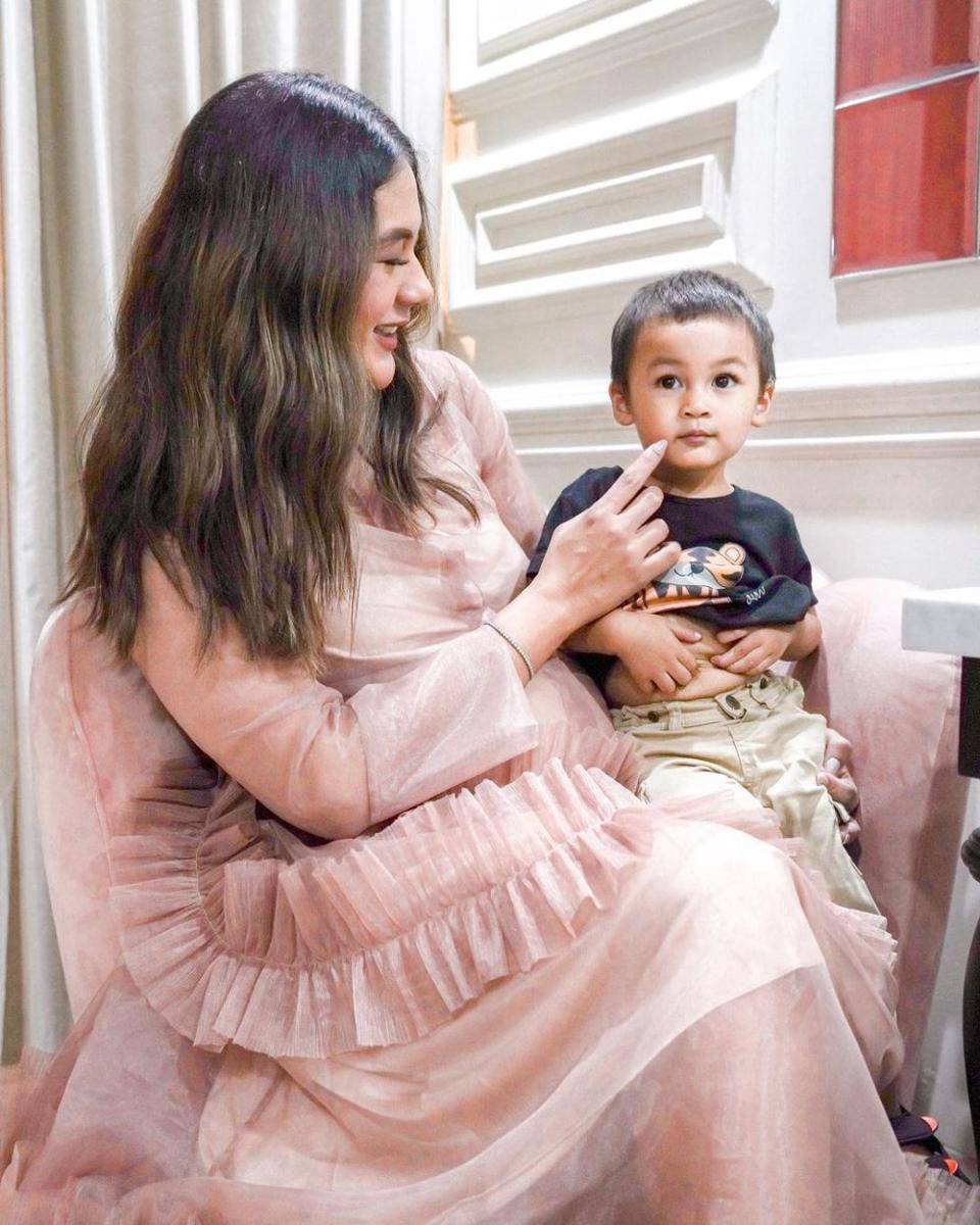 maternity Nagita (Instagram.com/paula_verhoeven)