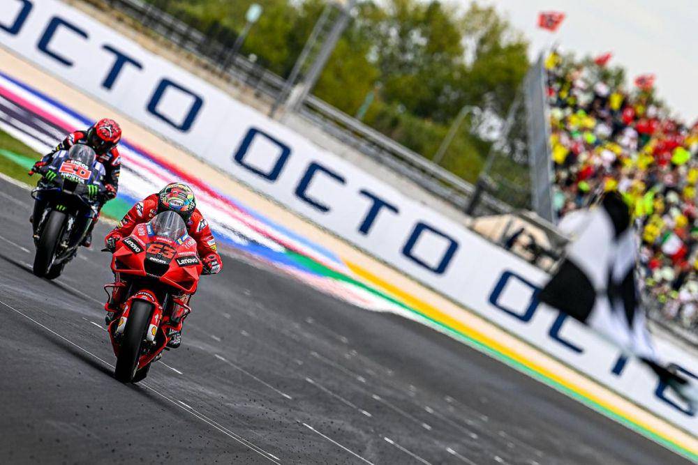Bagnaia dan Quartararo pada balapan GP San Marino (motogp.com)