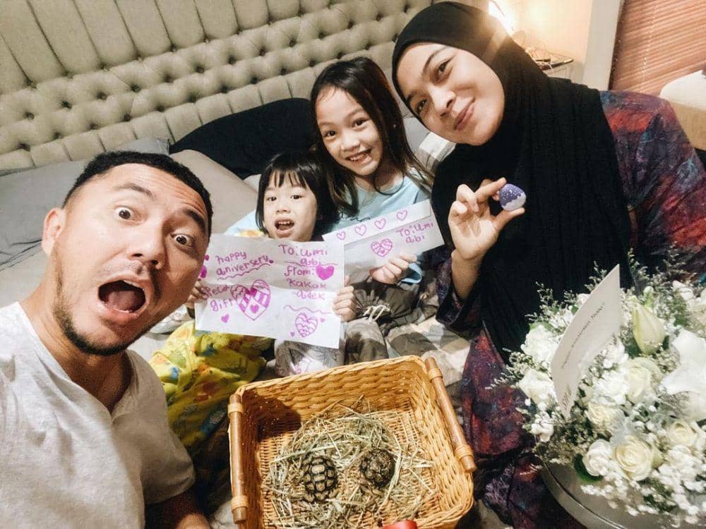 potret keluarga Ananda Omesh (instagram.com/omeshomesh)