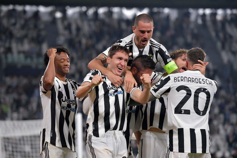 potret para pemain Juventus saat merayakan gol ke gawang Chelsea (twitter.com/juventusfc)
