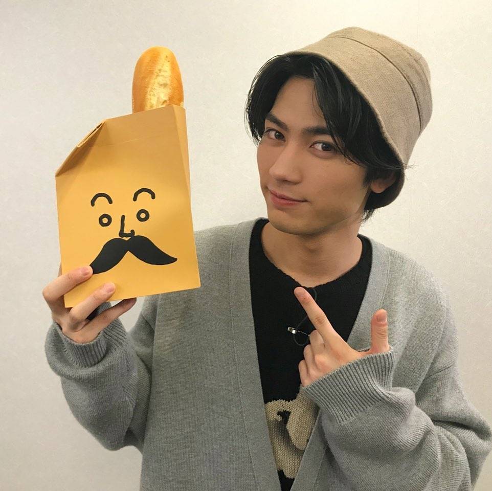 Mizuki Itagaki (instagram.com/mizuki_itagaki_loveandpeace)