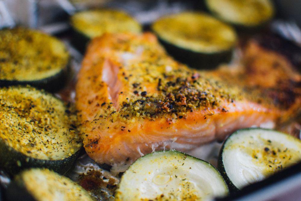 ilustrasi parm crusted salmon (pixabay.com/StockSnap)