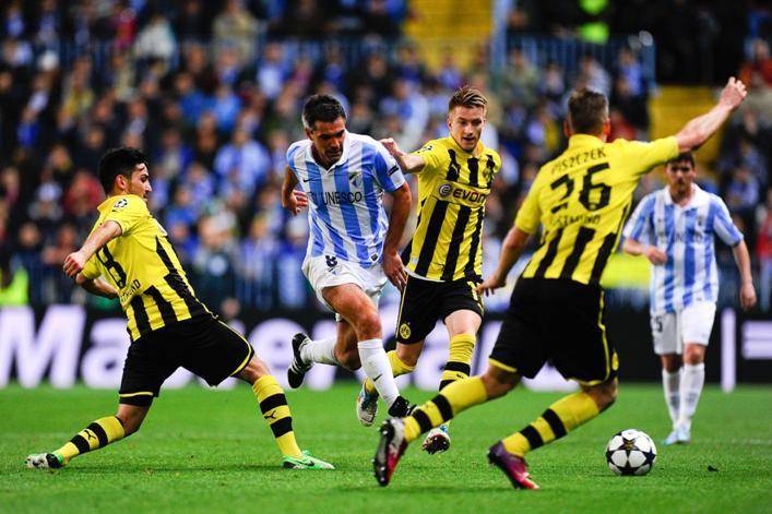 partai Malaga vs Borussia Dortmund di Liga Champions 2012/13 (bleacherreport.net)