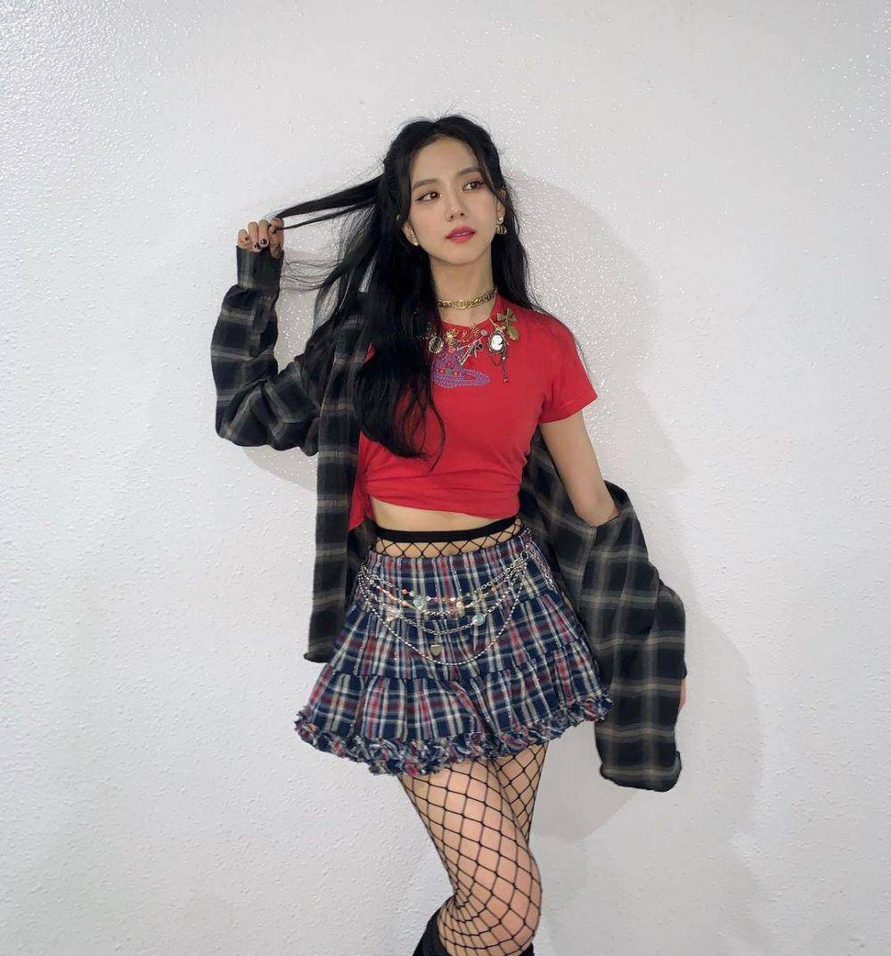 potret Jisoo (instagram.com/sooyaaa__)