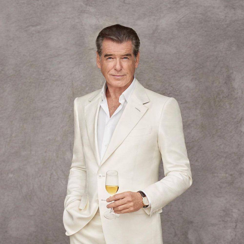 Pierce Brosnan (instagram.com/piercebrosnanofficial)