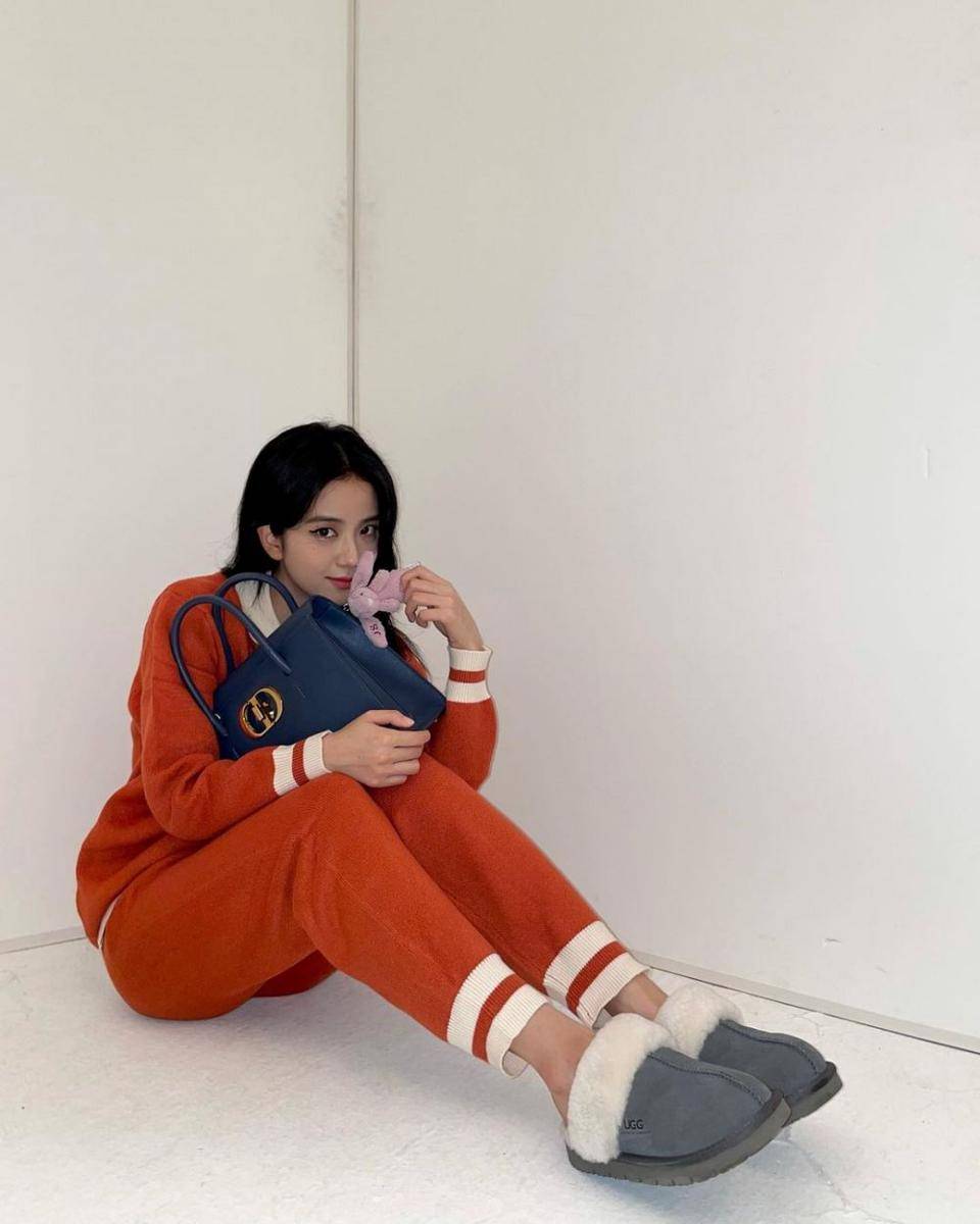 potret Jisoo (instagram.com/sooyaaa__)