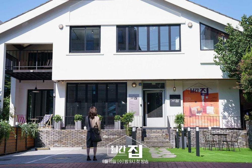 potret bagian depan Rhodendron Cafe dalam drama Monthly Magazine Home (instagram.com/jtbcdrama)