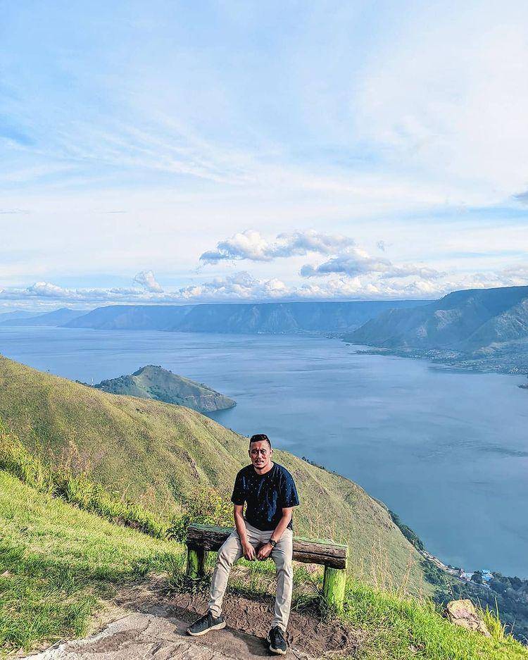 Danau Lau Kawar (instagram.com/adieyku)