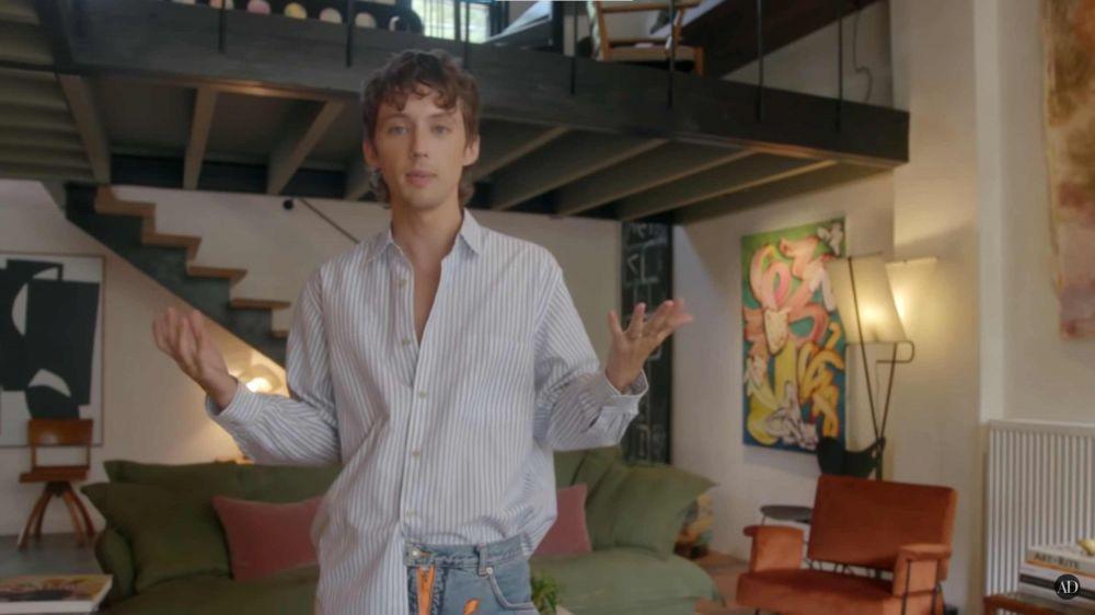 10 Potret Sudut Rumah Troye Sivan di Melbourne, Tiga Lantai dan Cozy!
