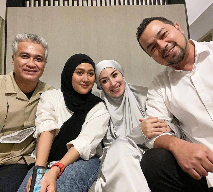 Annisa Trihapsari dan keluarga (instagram.com/annisa_trihapsari)