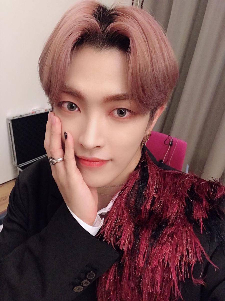 Hongjoong ATEEZ (twitter.com/ATEEZofficial)