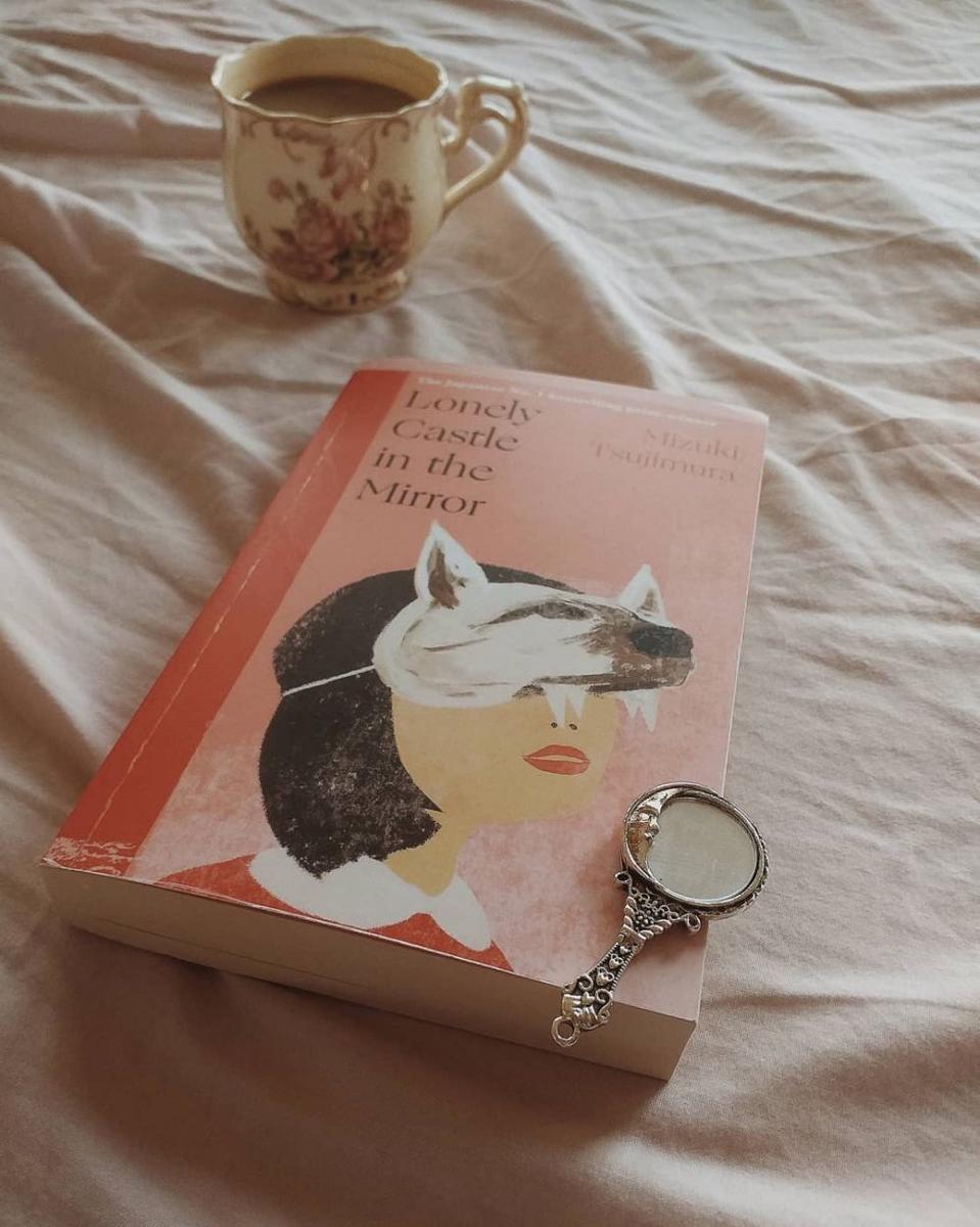 Lonely Castle in the Mirror oleh Mizuki Tsujimura (instagram.com/elleestviolette)