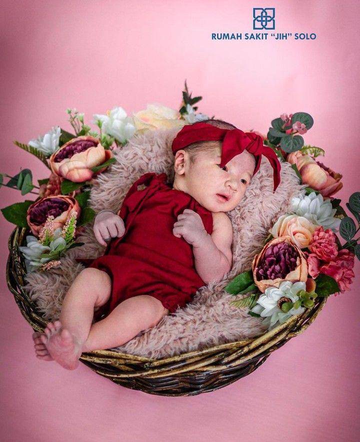 potret baby Gendhis, putri Nella Kharisma dan Dory Harsa (instagram.com/nellakharisma)