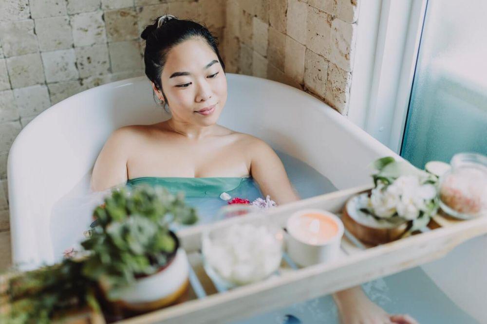 ilustrasi me time (pexels.com/RODNAE Productions)