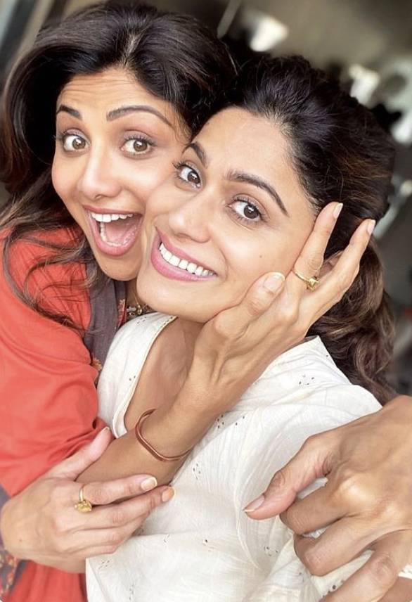 Shamita dan Shilpa Shetty (instagram.com/shamitashetty_official)
