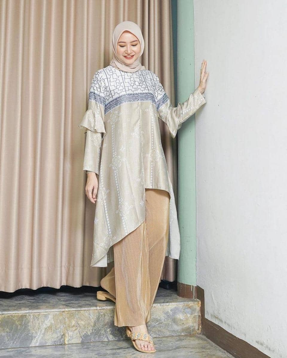 Padu Padan Tunik Silky (instagram.com/bahjatina)