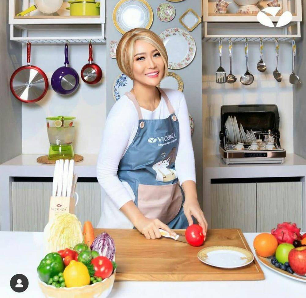 Inul Daratista (instagram.com/inul.d)