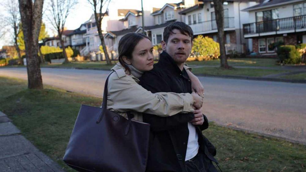 9 Potret Olivia Cooke, Lawan Main Jack O'Connell di Film Little Fish